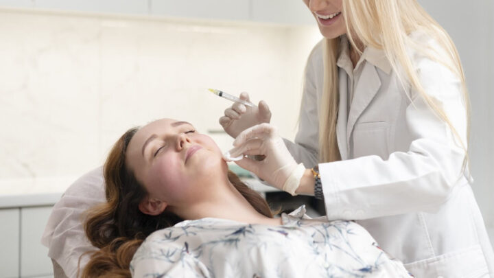 Lūpų putlinimas, kontūro formavimas